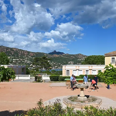 Le Belvedere - R8 240 By Interhome Appartement Saint-Raphaël