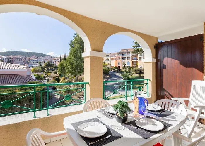 Le Belvedere - R8 240 By Interhome Appartement Saint-Raphaël