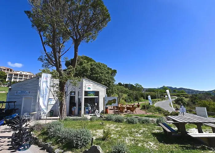 Le Belvedere - R8 240 By Interhome * Saint-Raphaël