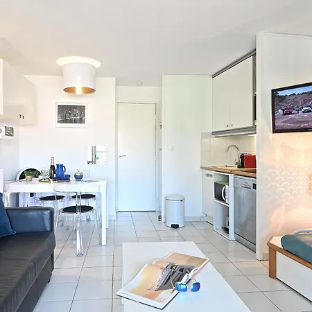 Village Cap Esterel - Le Belvedere-22 By Interhome *